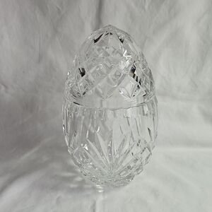 Shannon Crystal Shaped Egg With Removable Lid